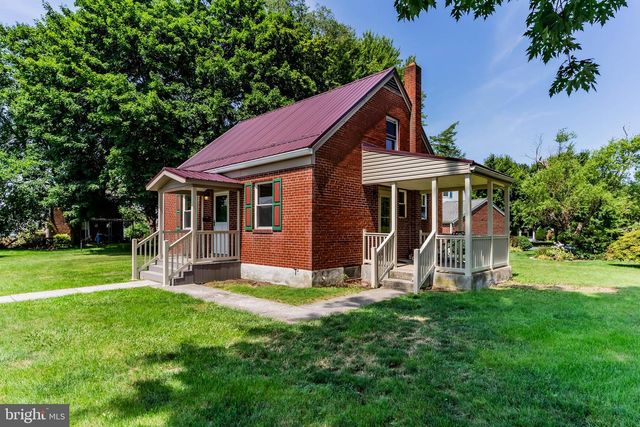 1902 PRINCETON AVE, Camp Hill, PA 17011