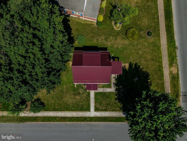 1902 PRINCETON AVE, Camp Hill, PA 17011