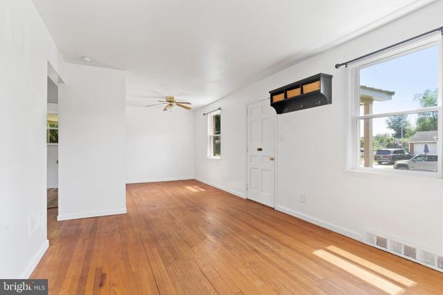 1902 PRINCETON AVE, Camp Hill, PA 17011