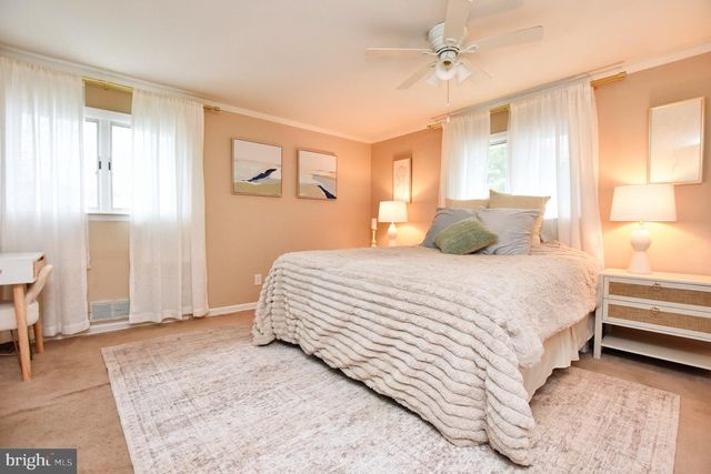 59 CORNELL DR, Delran, NJ 08075