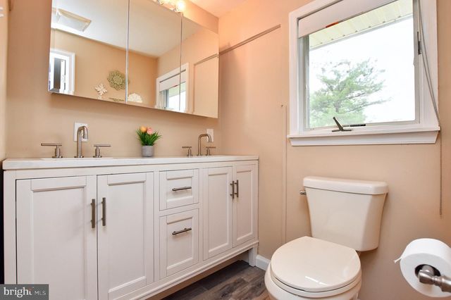 59 CORNELL DR, Delran, NJ 08075