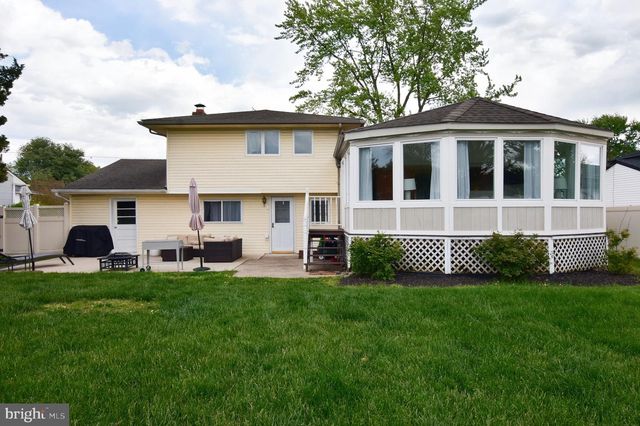 59 CORNELL DR, Delran, NJ 08075