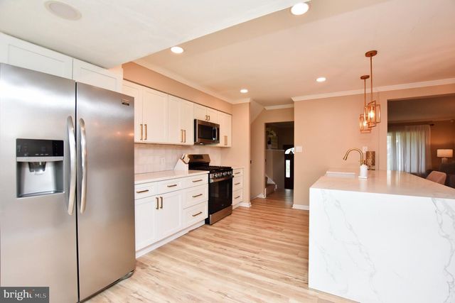 59 CORNELL DR, Delran, NJ 08075