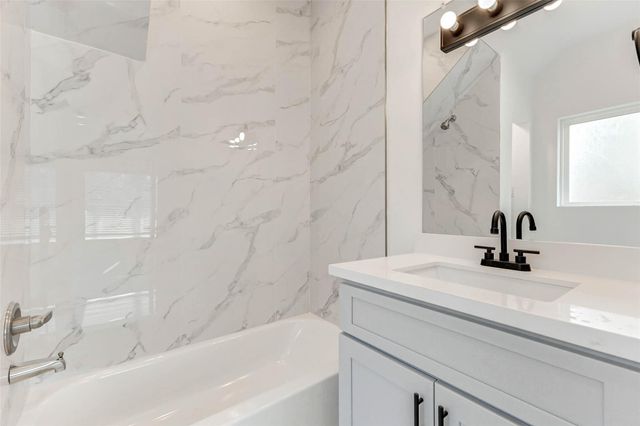 6017 Beall Street, Houston, TX 77091