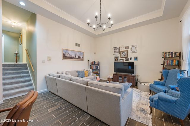 5002 Harrods Landing Dr, Prospect, KY 40059