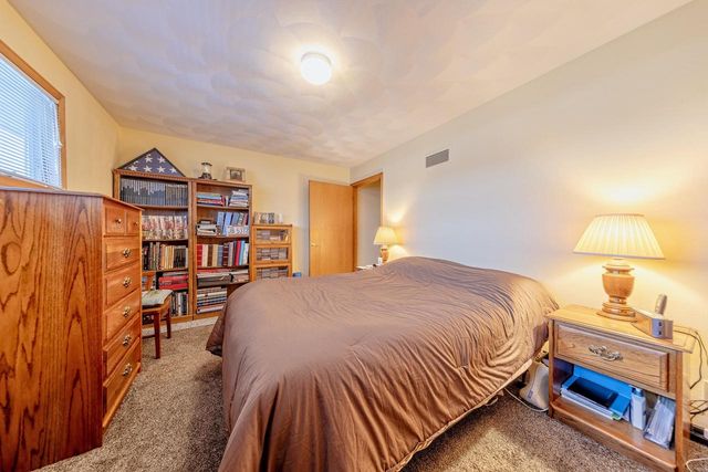 2545 N Lexington Drive, Janesville, WI 53545