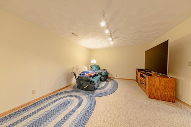 2545 N Lexington Drive, Janesville, WI 53545