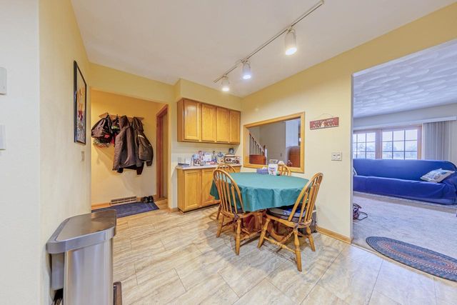 2545 N Lexington Drive, Janesville, WI 53545