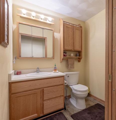 2545 N Lexington Drive, Janesville, WI 53545