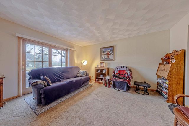 2545 N Lexington Drive, Janesville, WI 53545