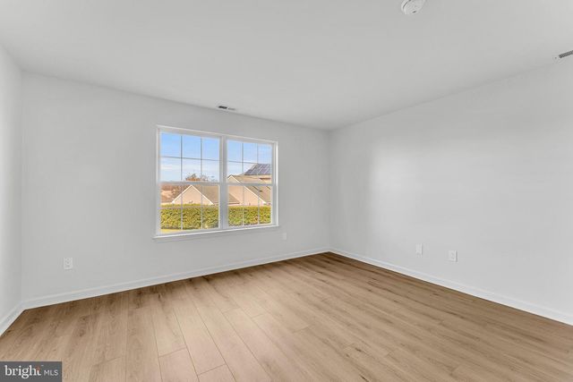 120 ALEXANDER RD, Beverly, NJ 08010