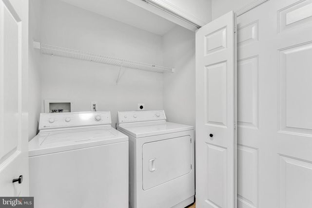 120 ALEXANDER RD, Beverly, NJ 08010