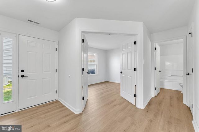 120 ALEXANDER RD, Beverly, NJ 08010