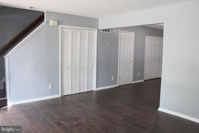 127 HIGGINS DR, Glassboro, NJ 08028