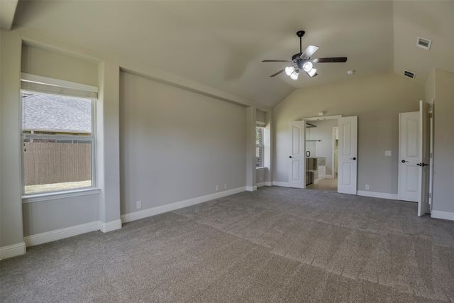 905 Mill Pond Drive, Midlothian, TX 76065