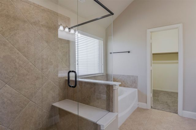 905 Mill Pond Drive, Midlothian, TX 76065