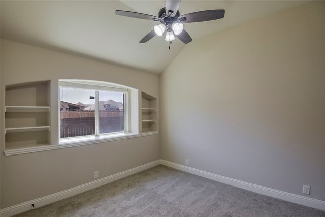 905 Mill Pond Drive, Midlothian, TX 76065
