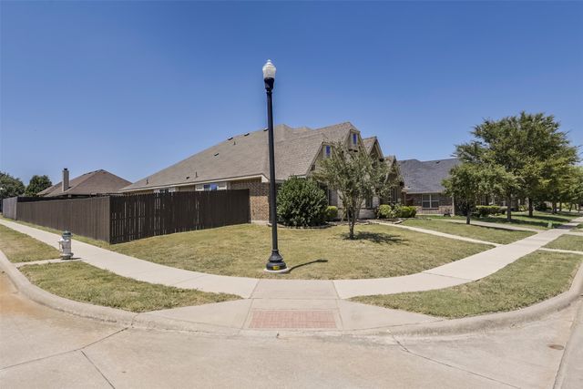 905 Mill Pond Drive, Midlothian, TX 76065