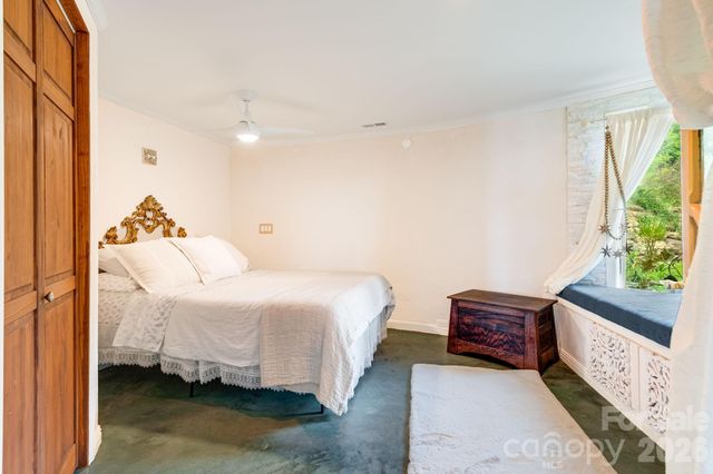 44 Azura Gdns None, Weaverville, NC 28787