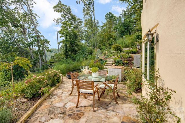 44 Azura Gdns None, Weaverville, NC 28787