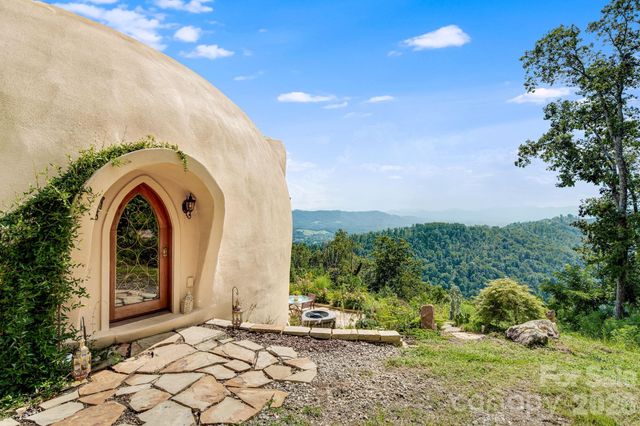 44 Azura Gdns None, Weaverville, NC 28787