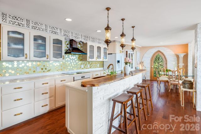44 Azura Gdns None, Weaverville, NC 28787