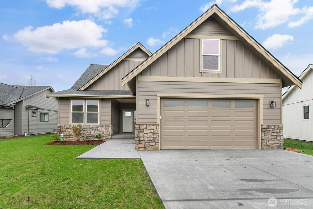 2027 Steelhead Way, Lynden, WA 98264