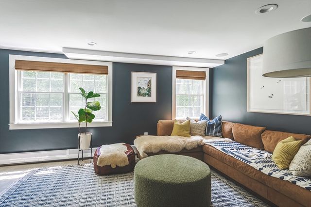 3 Berry Dr, Newburyport, MA 01950