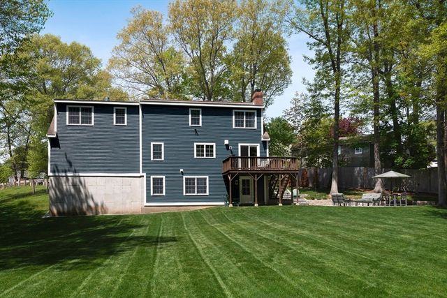 3 Berry Dr, Newburyport, MA 01950