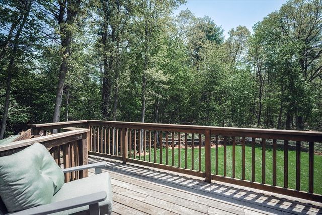 3 Berry Dr, Newburyport, MA 01950