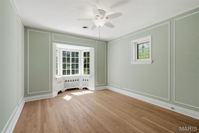 28 Grantwood Lane, St Louis, MO 63123