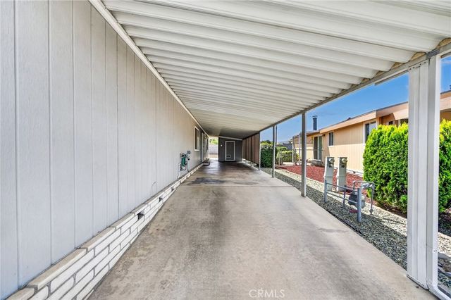 24600 Mountain Avenue 11, Hemet, CA 92544