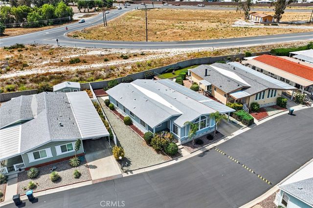 24600 Mountain Avenue 11, Hemet, CA 92544