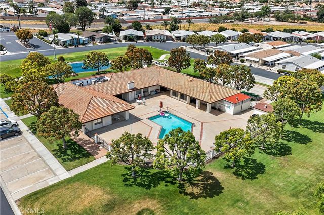 24600 Mountain Avenue 11, Hemet, CA 92544