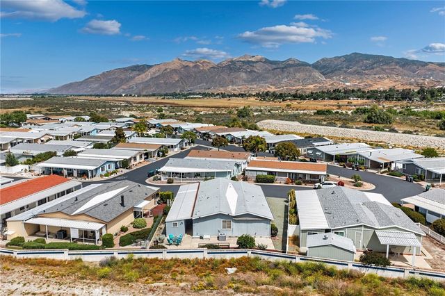 24600 Mountain Avenue 11, Hemet, CA 92544