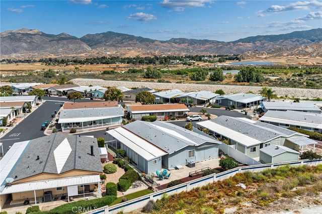 24600 Mountain Avenue 11, Hemet, CA 92544