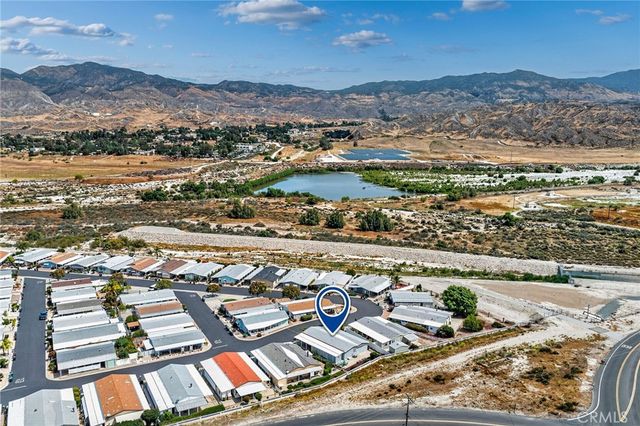 24600 Mountain Avenue 11, Hemet, CA 92544