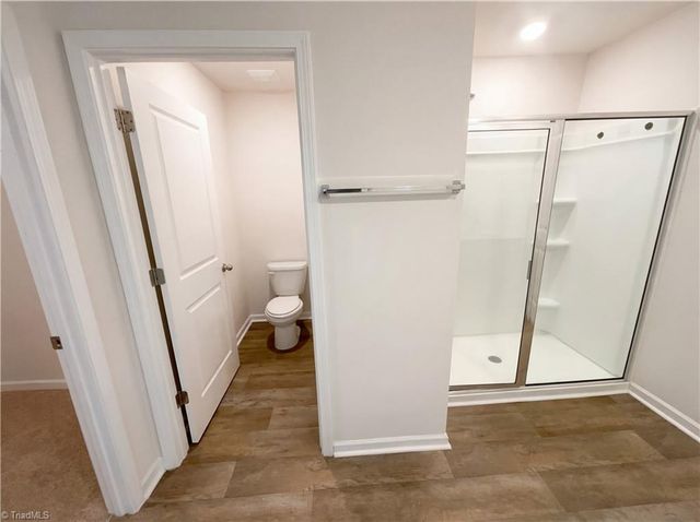 700 Hickory Point Drive, Lexington, NC 27292