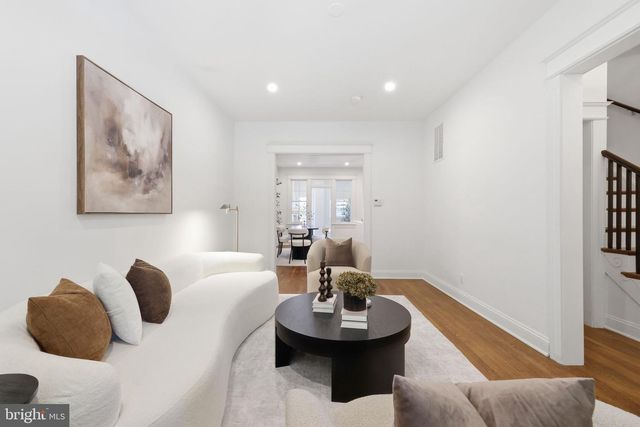 413 HAMILTON ST NW, Washington, DC 20011