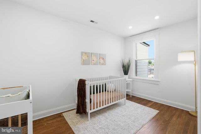 413 HAMILTON ST NW, Washington, DC 20011