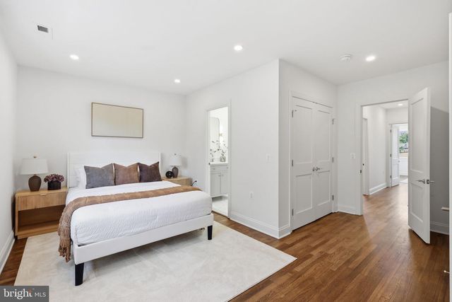 413 HAMILTON ST NW, Washington, DC 20011