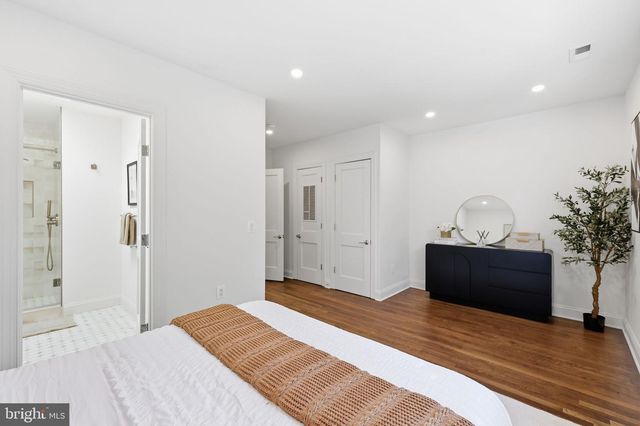 413 HAMILTON ST NW, Washington, DC 20011