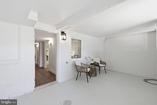 413 HAMILTON ST NW, Washington, DC 20011
