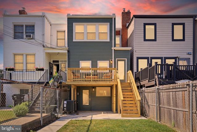 413 HAMILTON ST NW, Washington, DC 20011
