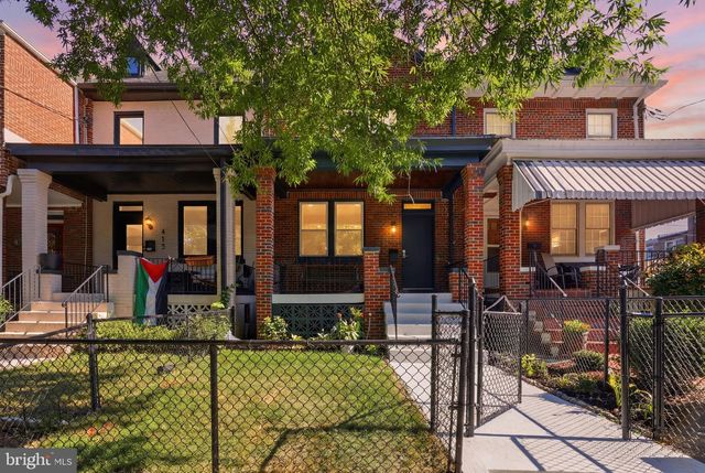 413 HAMILTON ST NW, Washington, DC 20011