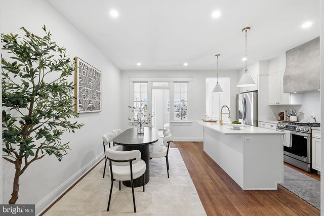 413 HAMILTON ST NW, Washington, DC 20011