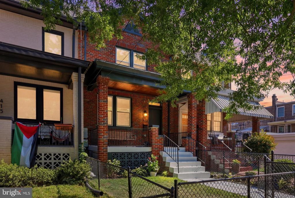 413 HAMILTON ST NW, Washington, DC 20011