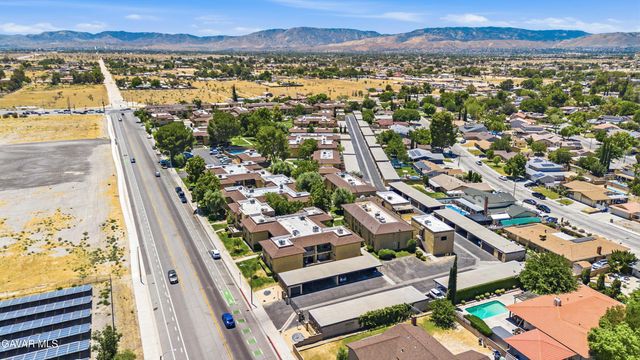 42841 15th Street Unit 6, Lancaster, CA 93534