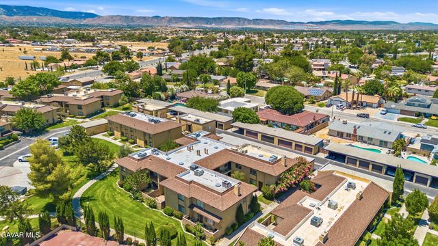 42841 15th Street Unit 6, Lancaster, CA 93534