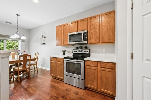 1901 Deep Woods Trl, Nashville, TN 37214